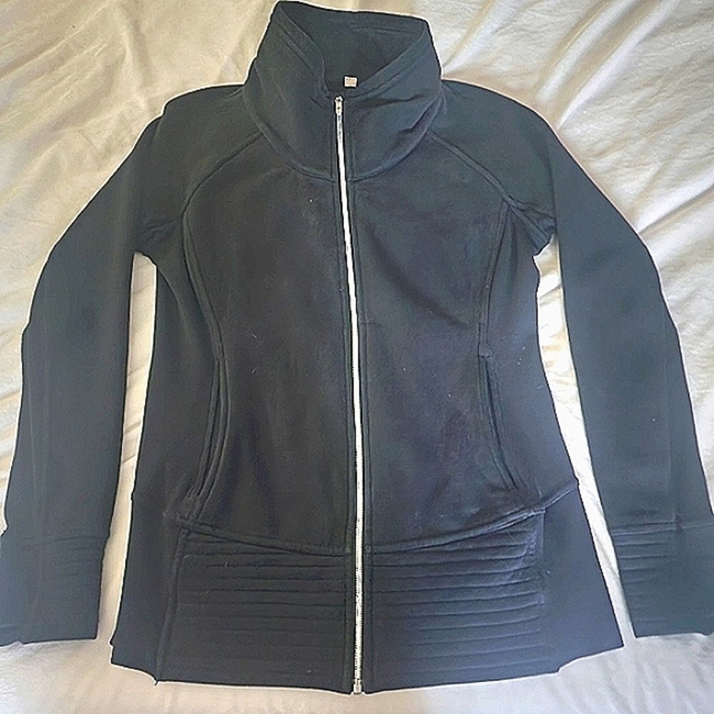 Size 12 Lululemon Radiant Jacket